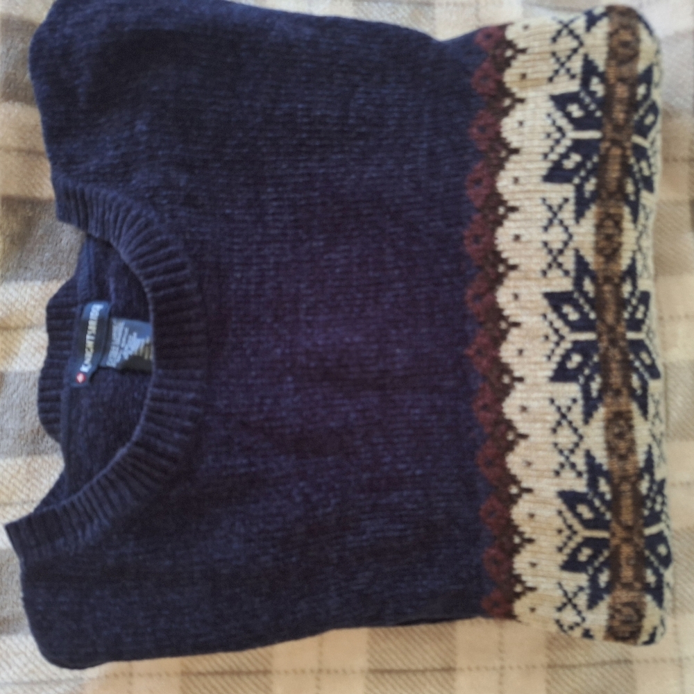XL Men's Navy Blue Patterned Sweater Vintage